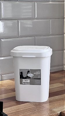 LIXEIRA CLEAN PREMIUM 4,5 LITROS - BRANCA - TOTAL 12 PEÇAS