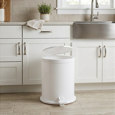 LIXEIRA COM PEDAL PREMIUM 8 LITROS - BRANCA - TOTAL 6 PEÇAS