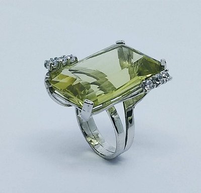 Anel de prata 925 com Quartzo GreenGold