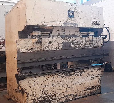 PRENSA DOBRADEIRA HIDRAULICA RIO NEGRO 3000X300TONS