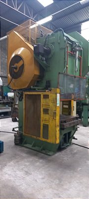 PRENSA EXCENTRICA GUTMANN 80TONS - MESA 900X700MM