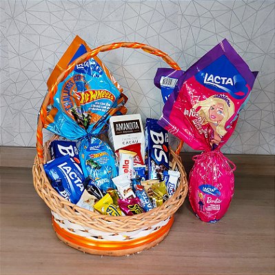 CESTA - BOA PÁSCOA MENINO (OVO LACTA HOT WHEELS 170G)