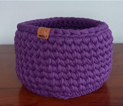 Cesto em fio de malha roxo