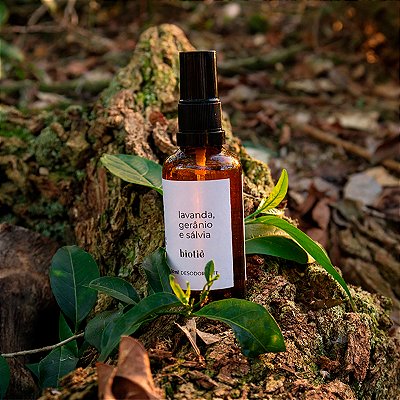desodorante natural em spray | lavanda, gerânio e salvia (50 ml)