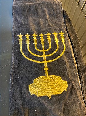 Capa para Shofar Detalhes Dourados