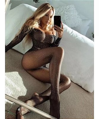 Macacão Sensual Tipo Arrastão com Strass | Cor: PRETO - Y2064