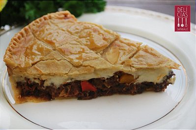 TORTA RUSTICA DE CARNE ASSADA GRANDE