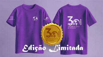 Camiseta 30 anos roxa