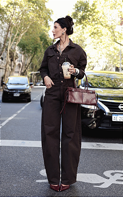 Macacão Jeans Marrom