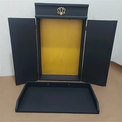 Oratório Artesanal - Preto e Flor de Lótus dourada