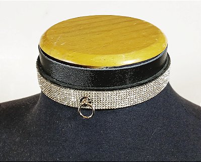 Choker Fashion em Strass e Couro Legitimo