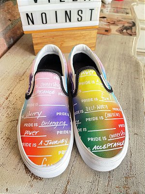 Tênis Vans Slip-on Pride (37)