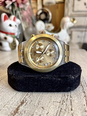 Relógio Dourado Swatch