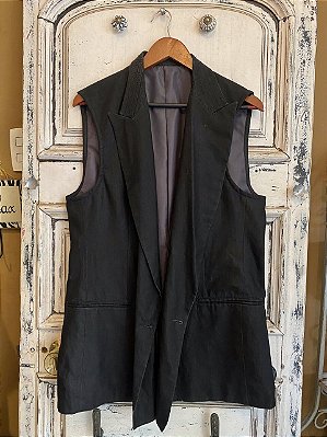 Colete Preto Alongado (G)