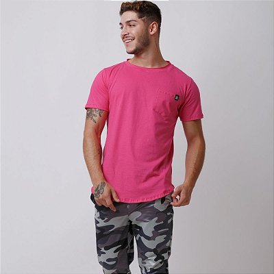 Camiseta Santo Luxo Man Algodão Detalhe Bolso Rosa