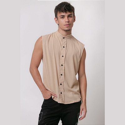 Regata Viscolinho Gola Padre Marrom Claro