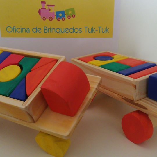 Caminhão de Brinquedo em Madeira Entulho Tuk Tuk, Brinquedos Tuk Tuk -  Brinquedos Tuk Tuk