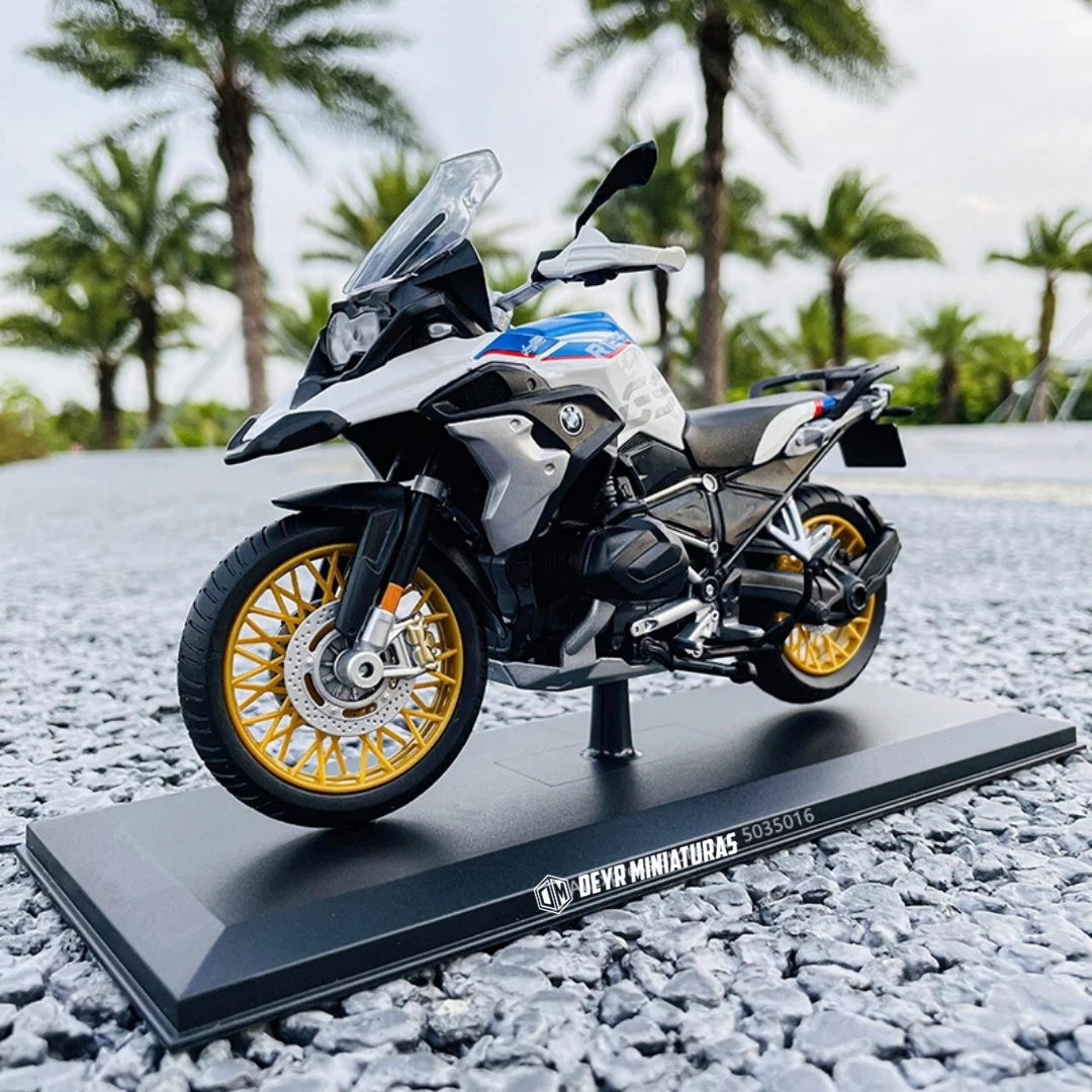 Miniatura BMW R 1250 GS maisto 1:12