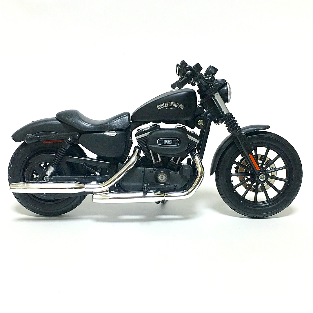 Harley davidson 883 miniatura