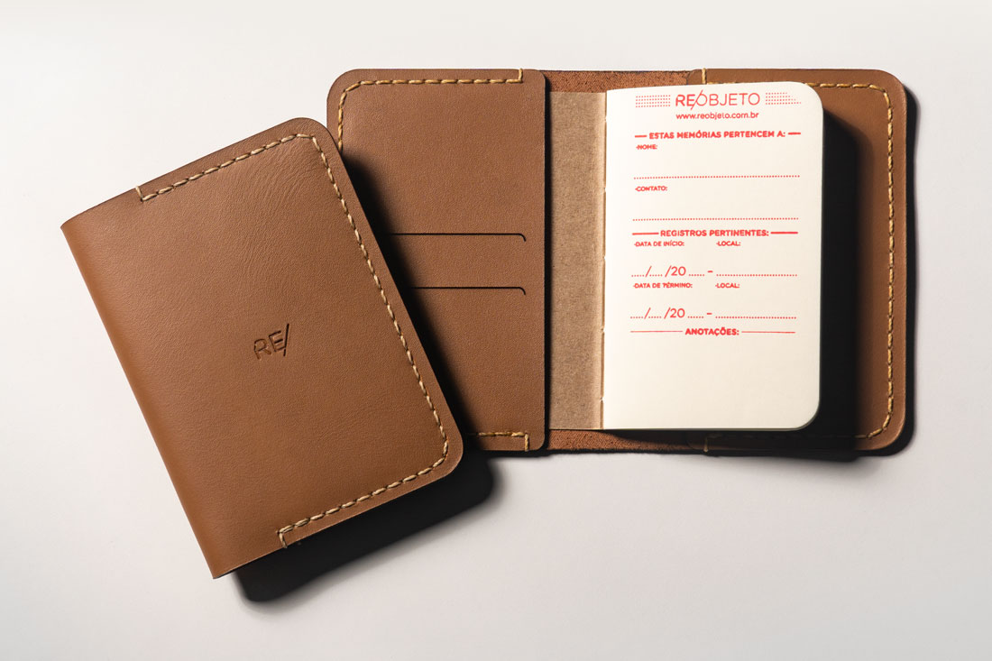 Capa para passaporte, diário de viagem ou field notes em couro legítimo caramelo.