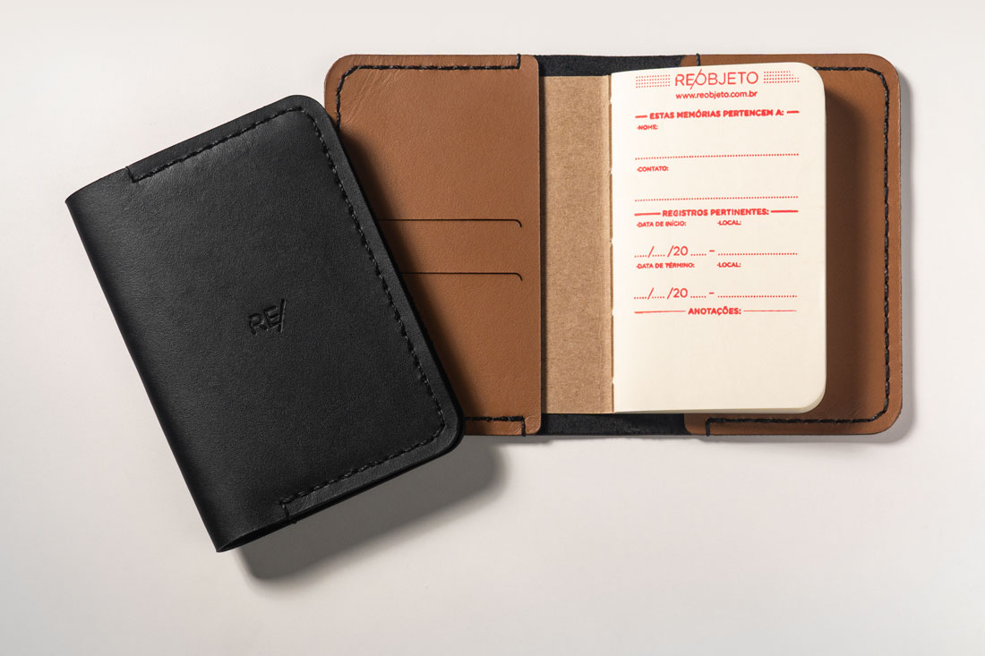 Capa para passaporte, diário de viagem ou field notes em couro legítimo preto e caramelo.