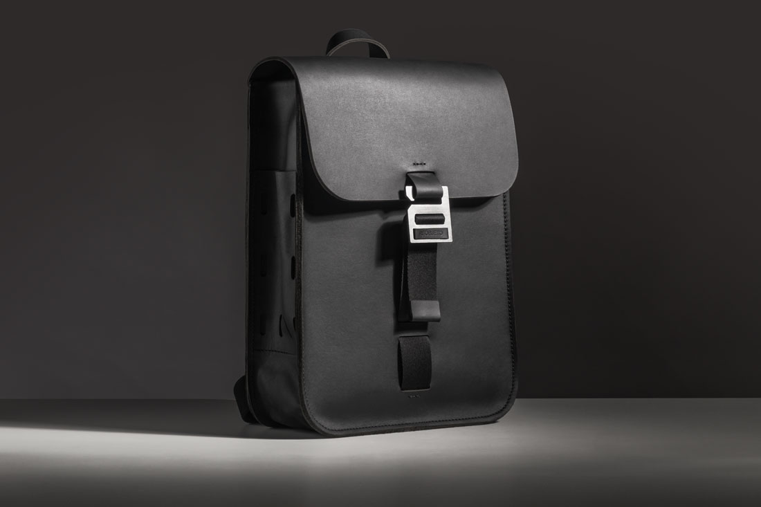 Mochila Andaluz Edição Especial All Black em couro preto