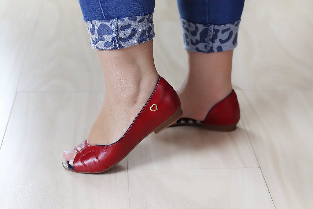 Sandália Rasteira em Couro Lily Vermelha - Amo Calçados | Calçados  Femininos Super Confortáveis