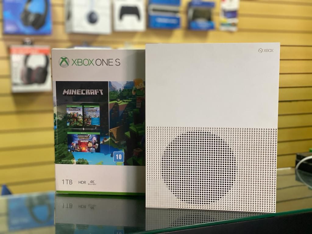 Xbox One S 1TB Seminovo - Turok Games | Videogames - Contagem | MG