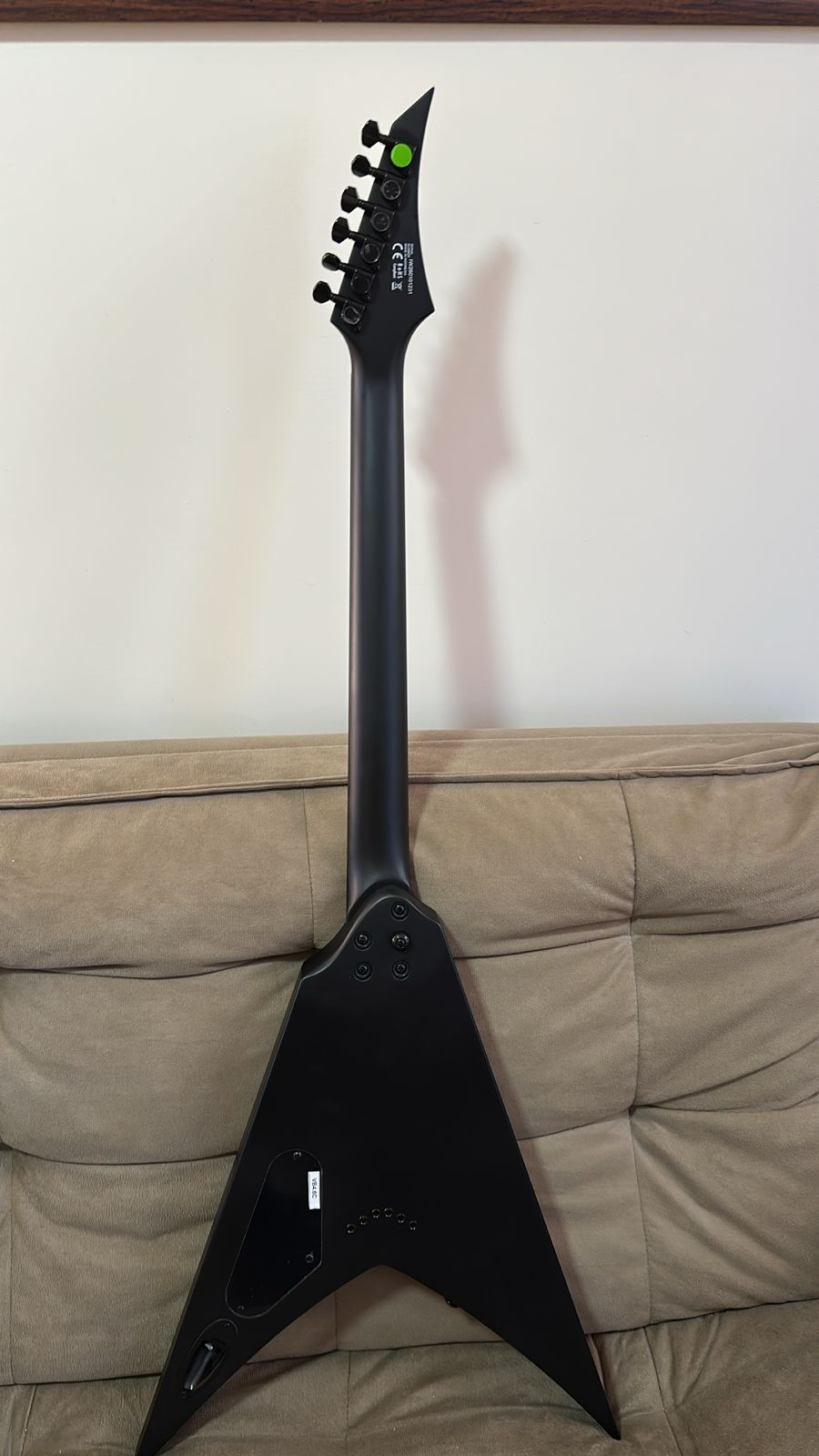 Guitarra 6 Cordas S by Solar VB4.6C preta carbono fosco V - Norris