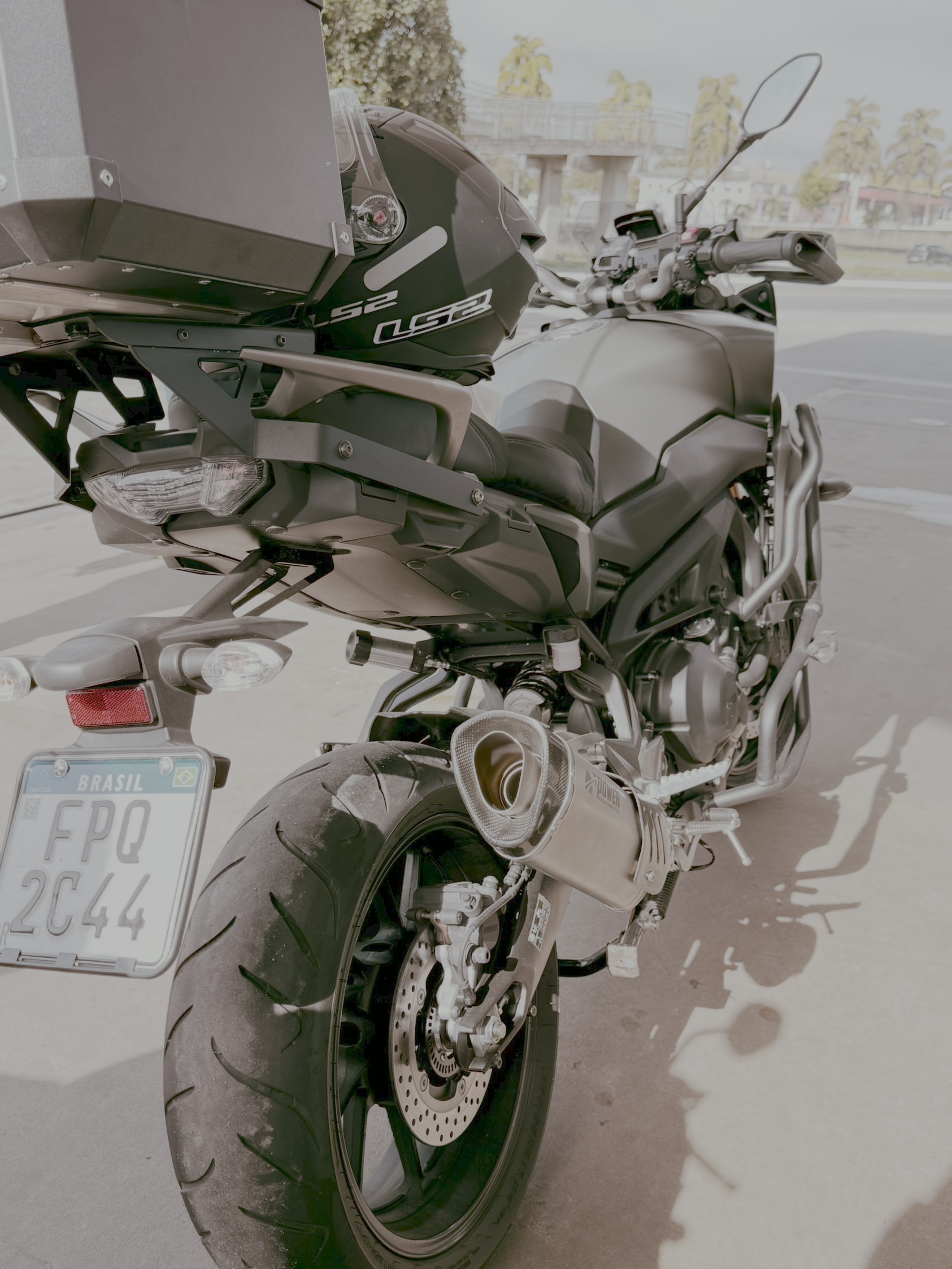 Ponteira Escapamento Esportivo completo da moto Yamaha mt-09