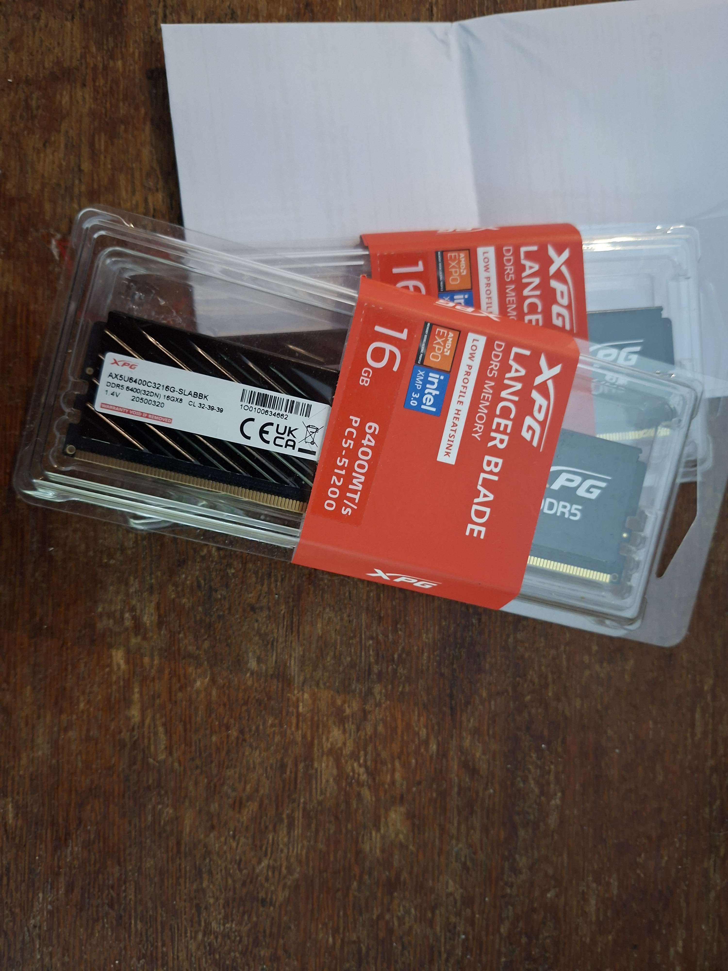 Memória Adata XPG Lancer Blade Preta 16GB DDR5 6400Mhz