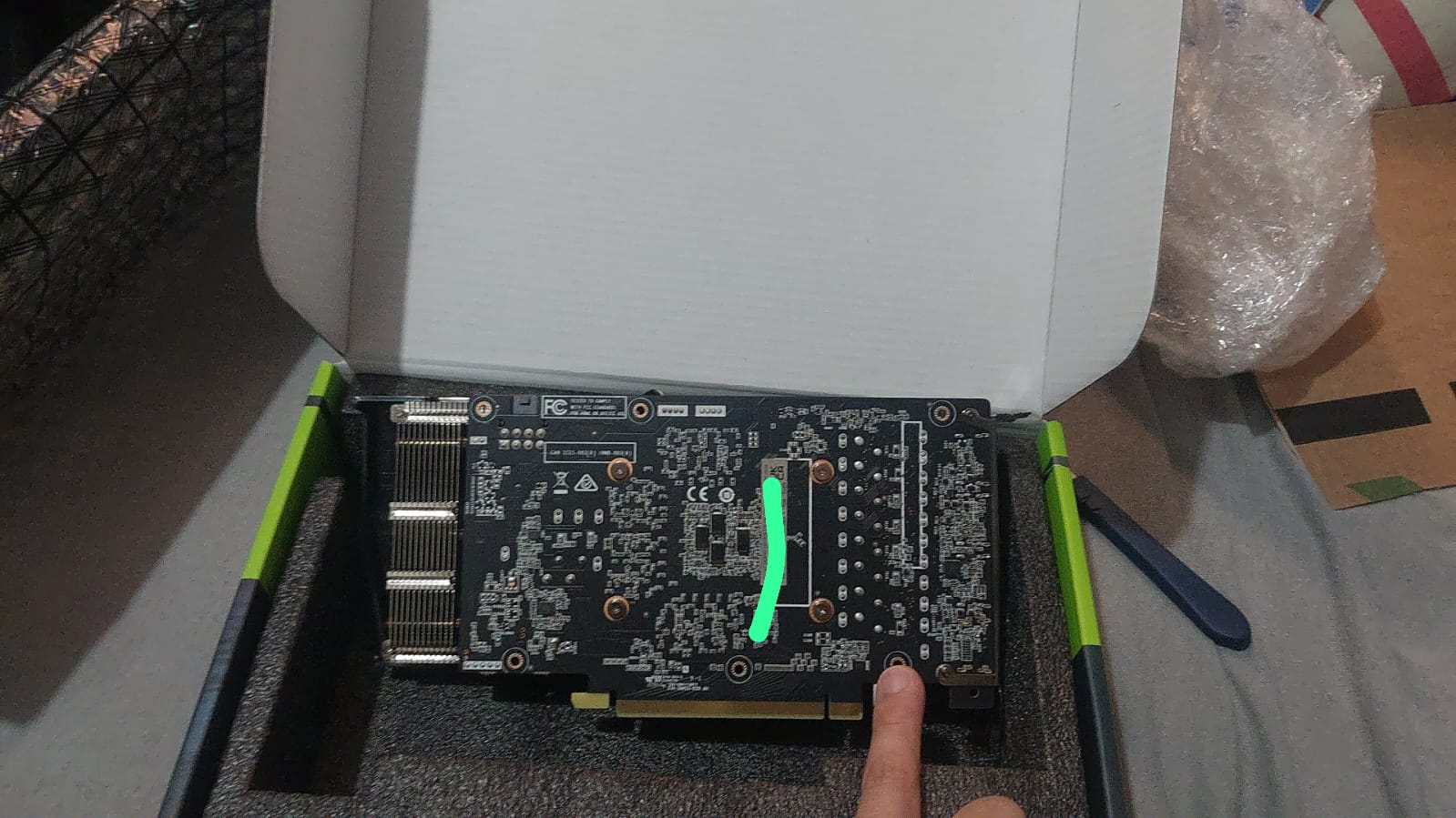 Placa de Vídeo Zotac GeForce RTX 3060 12GB GDDR6 - ZT Placa de Vídeo Zotac GeForce RTX 3060 12GB GDDR6 - ZT