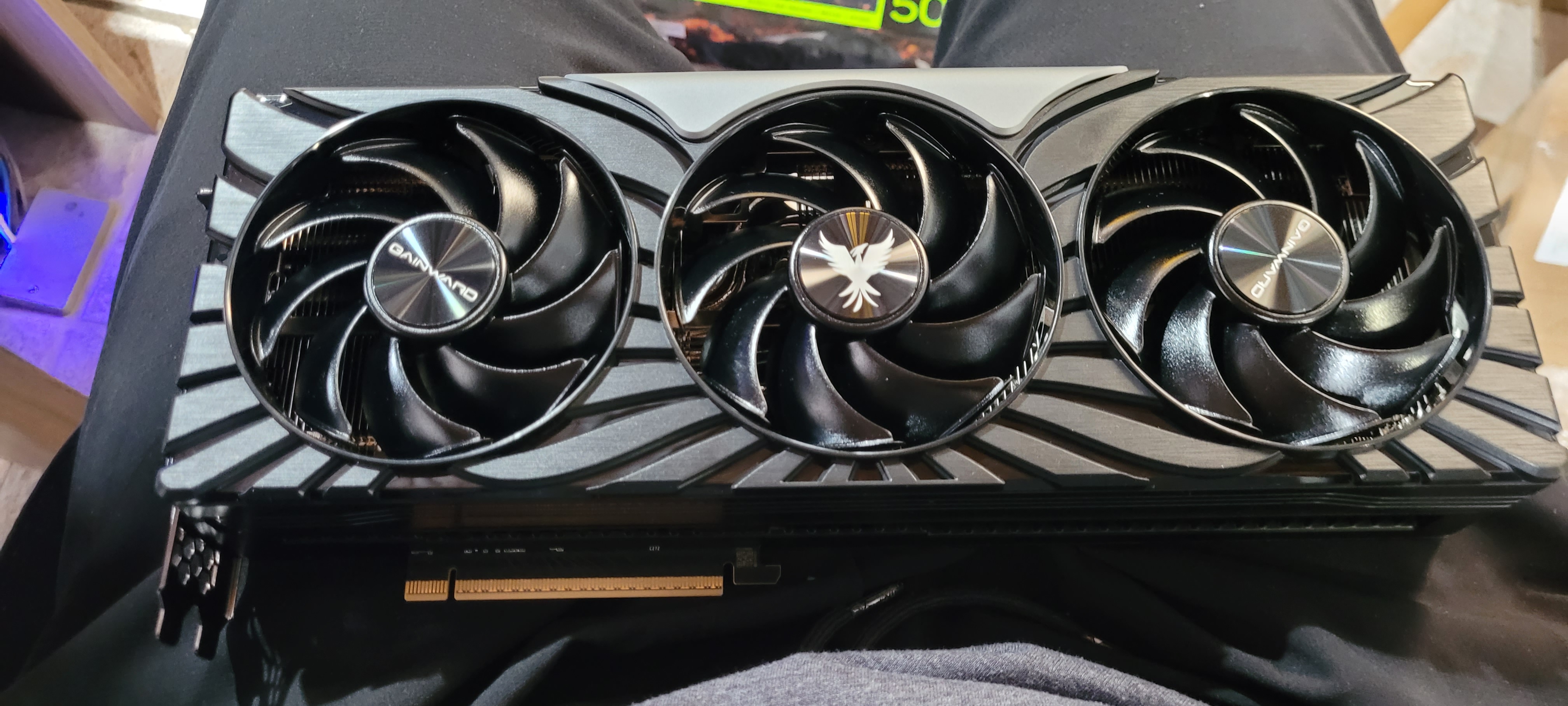 Placa de Video Gainward GeForce RTX 5070 TI Phoenix 16GB GDDR7 256