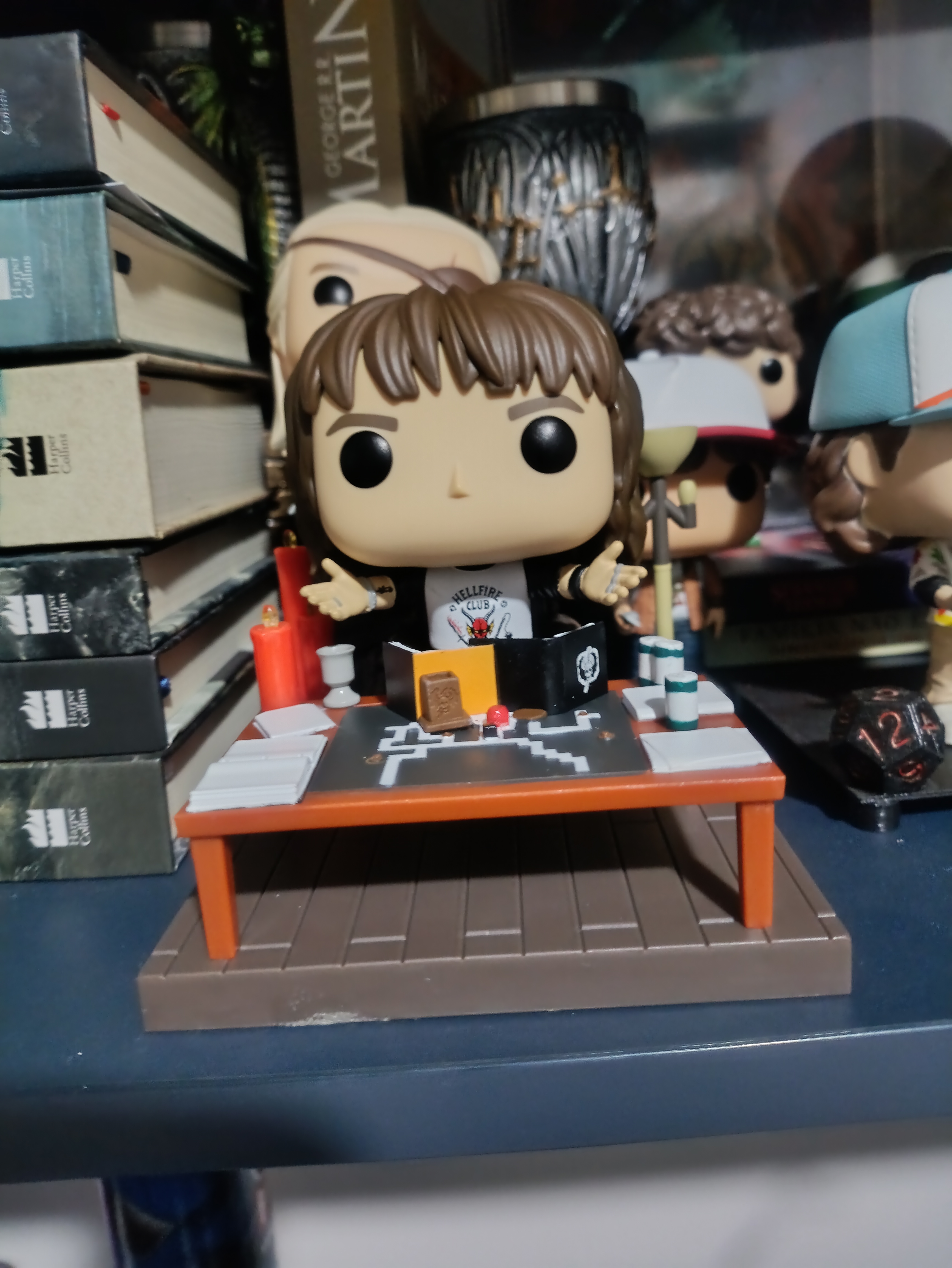 Funko Pop Stranger Things 1477 Campaign Eddie Exclusive - Game