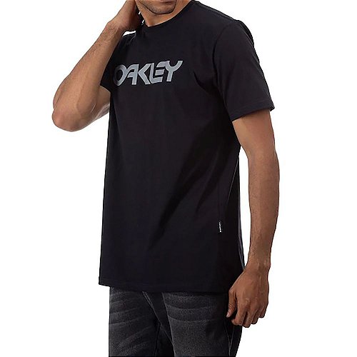 Surfer's - Camiseta Oakley Mark II Lens - Preto - 457293BR - Surfers - Loja  Online de Tênis e Moda Jovem