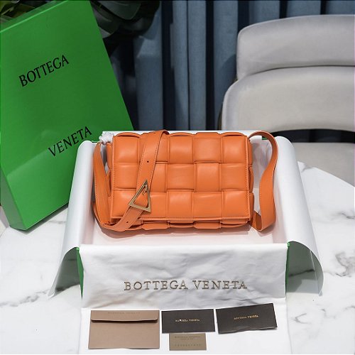 bottega veneta cassette bolsa beige