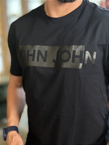 Camiseta Regular Fit John John Preta Estampada - New Man Store