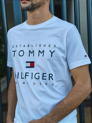 Camiseta Tommy Hilfiger Slim Fit Established 1985 Branca - HERRERA BRAND