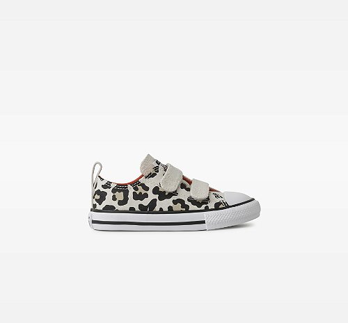 Kids leopard best sale converse