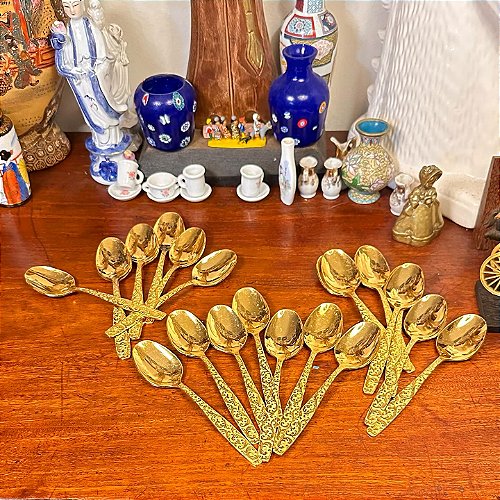 Saboneteira Oval Crown Heritage. - Dônama Antiquário