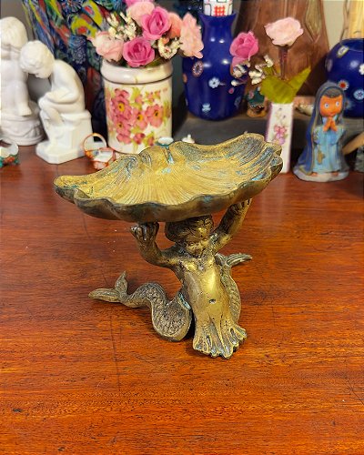 Saboneteira Oval Crown Heritage. - Dônama Antiquário