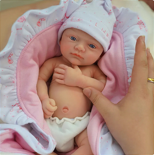 Bebê Reborn Menina Realista Toda em Silicone Sólido Molinho