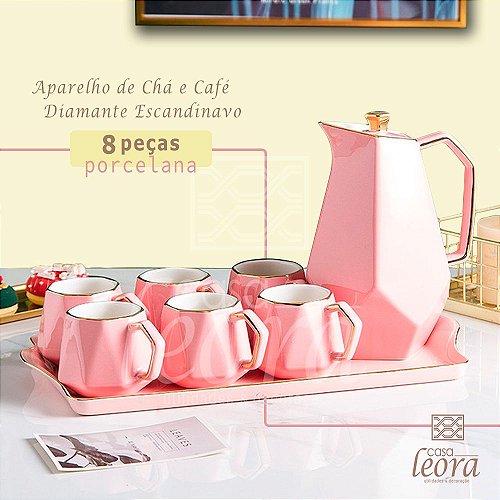 PORCELANA REAL. Elegante jogo de chá/café em porcelana