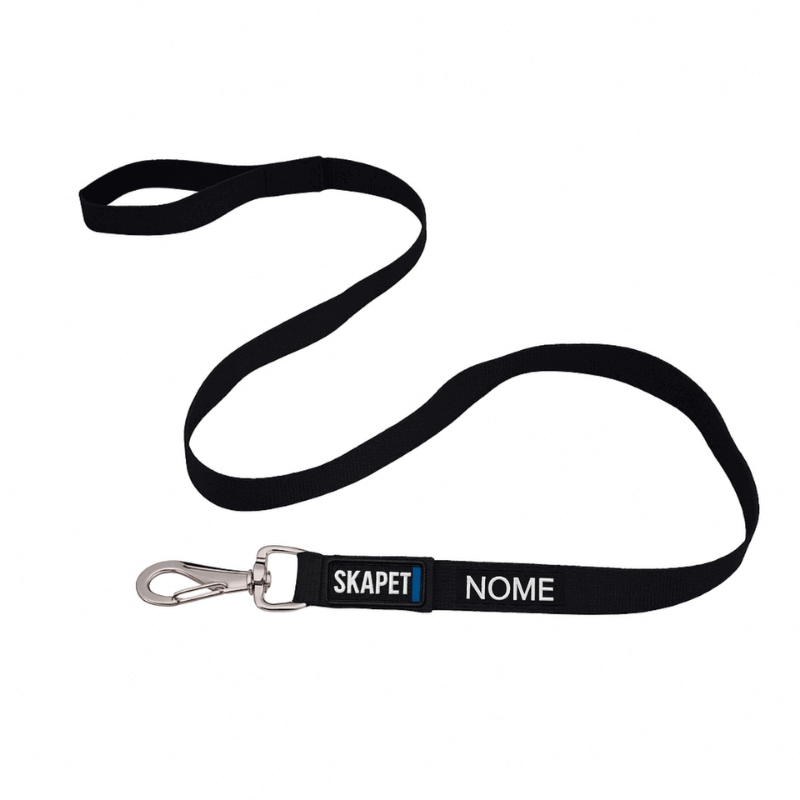 Guia personalizada para cachorro em nylon preto Skapet com nome bordado e mosquetão de ferro resistente