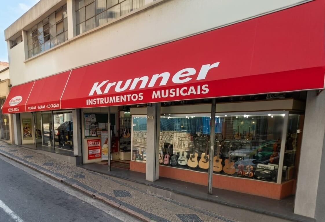 Fachada atual da Krunner na rua Dr. Cesar Bierrenbach