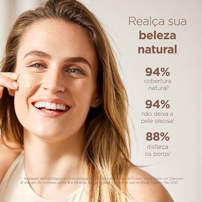 Aplicação do Isdin Fusion Water Color – Cor Clara, com cobertura leve e natural
