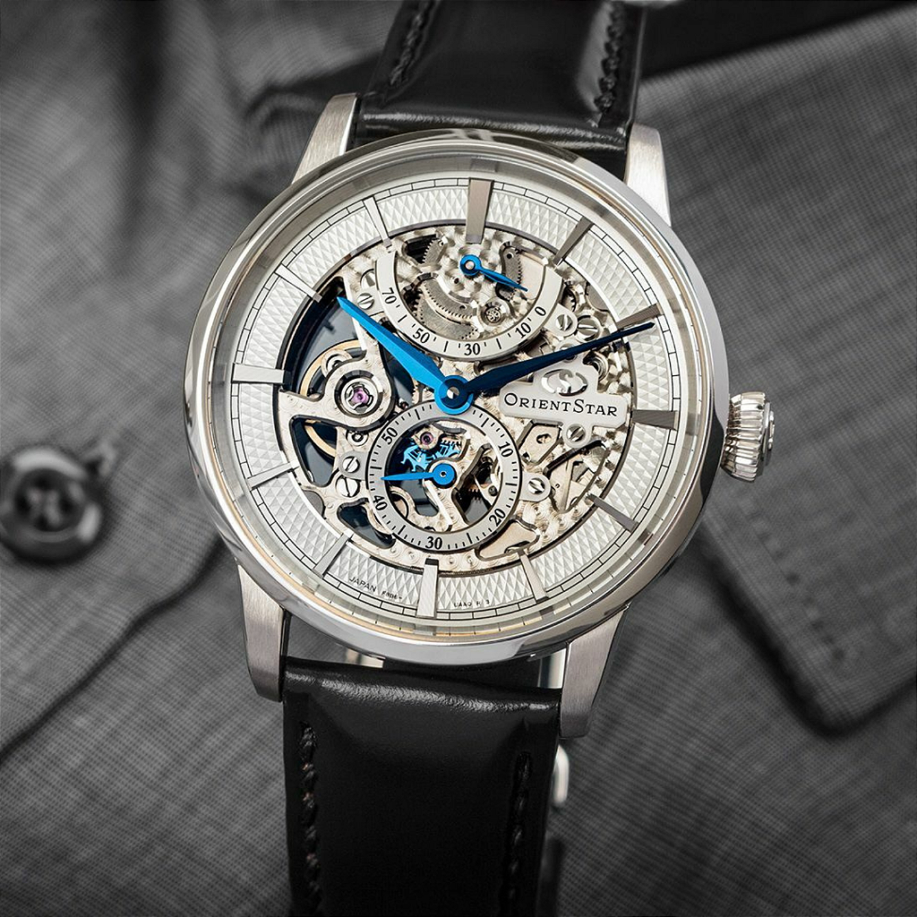 Orient Star Skeleton RE-AZ0005S00B Manual 70h Safira - Relojoaria