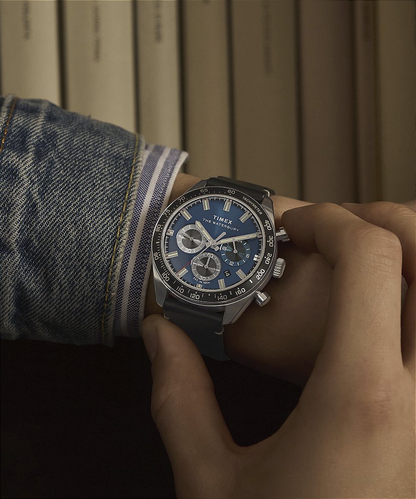 Timex Waterbury TW2Y18600 com caixa 41mm e cronógrafo clássico
