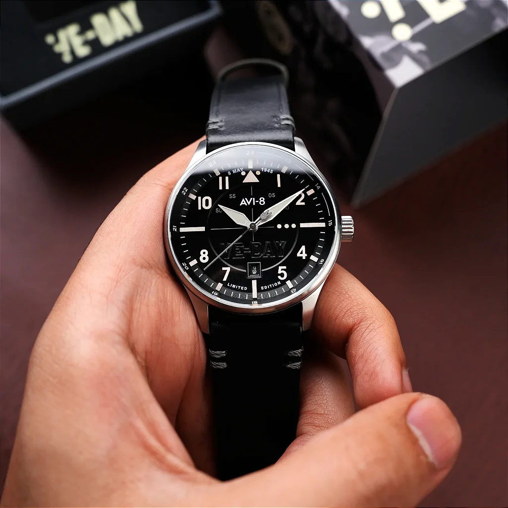 Relógio AVI-8 Automático Hawker Hurricane AV-4094-05 43mm