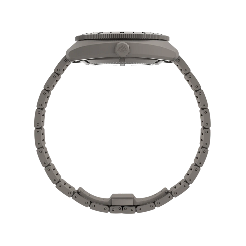 Relógio Timex Expedition Pioneer Titanium GMT Automático Safira